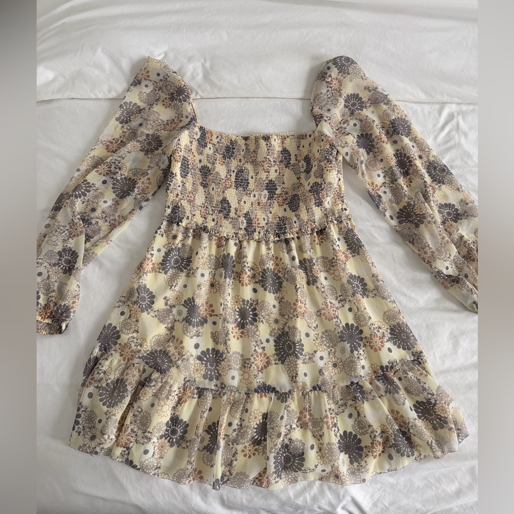 Aritzia Wilfred Cream Smocked dress